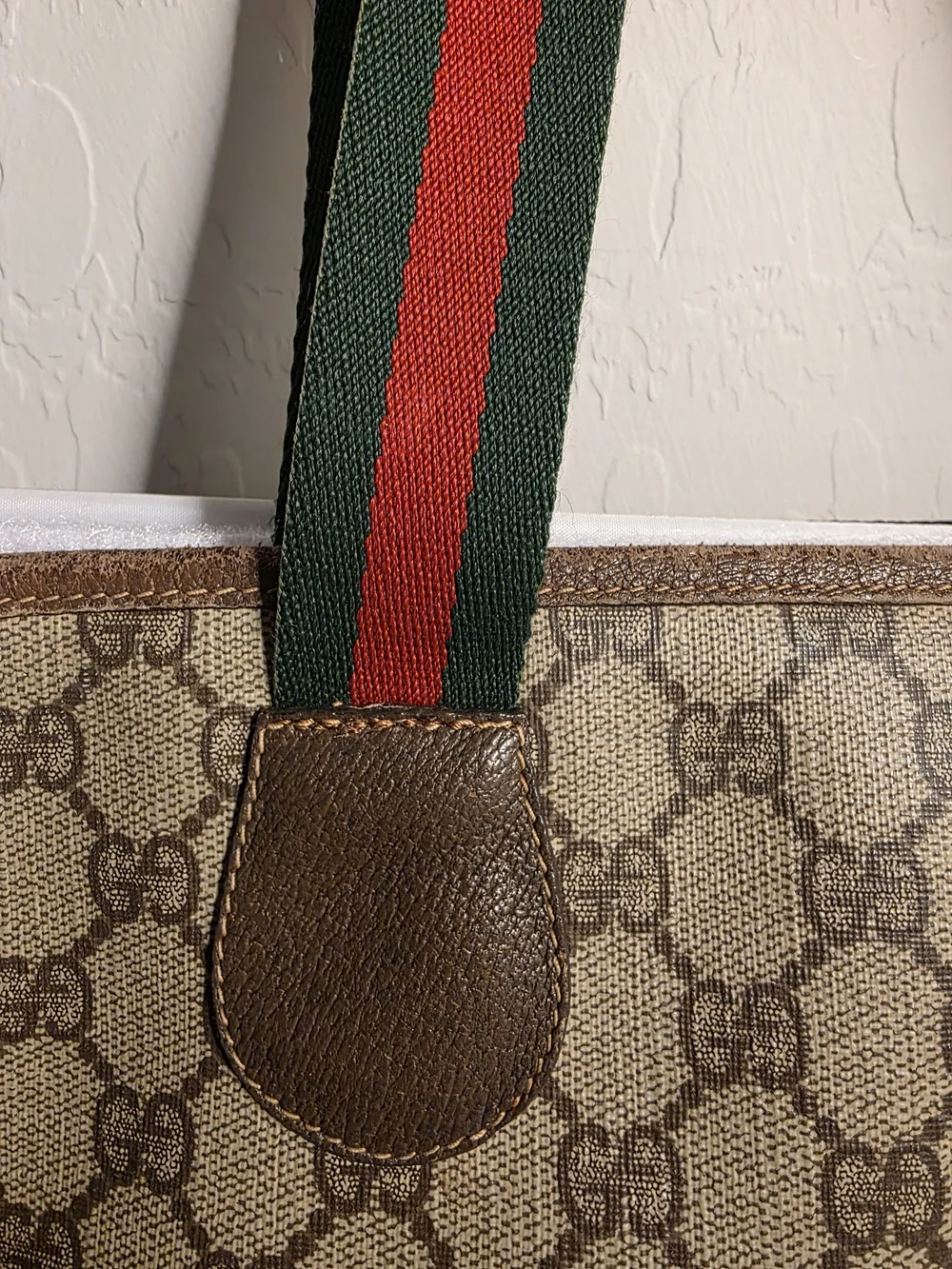 Gucci Beige GG Canvas Tote with Green-Red Web Straps - Picture 3 of 11